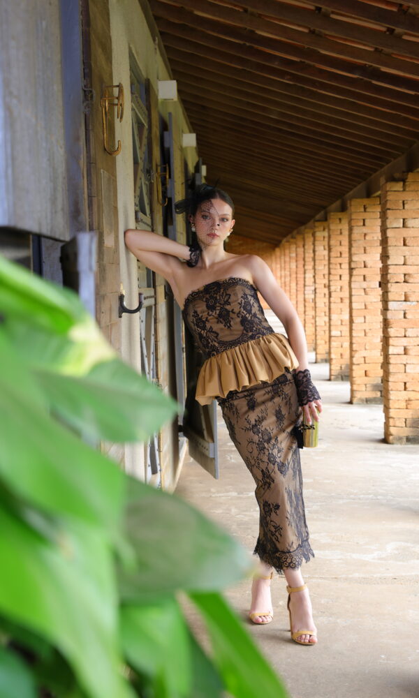 Vestido Nocturne Camel